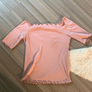 Off shoulder lettuce trim crop top